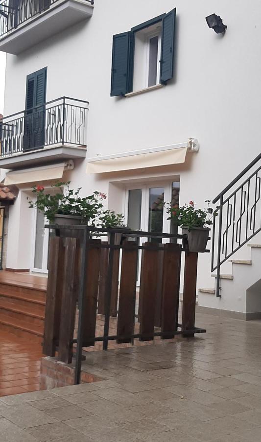 B&B La Casa Dei Nonni Assergi Exterior foto